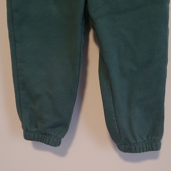 Baby GAP Disney Green Kids Sweatpants with Mickey Patch - Picture 6 of 9